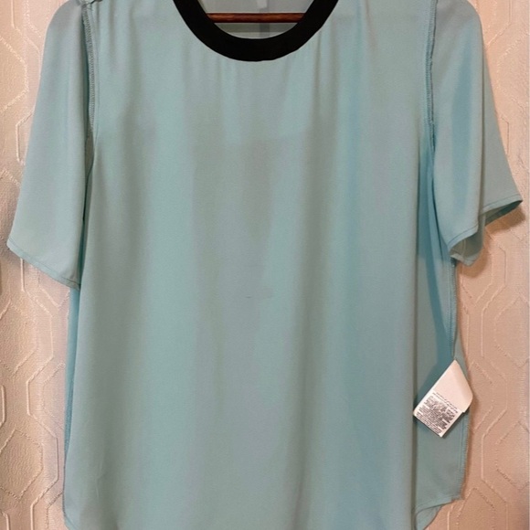 Mint green BCBGeneration blouse - Picture 8 of 11